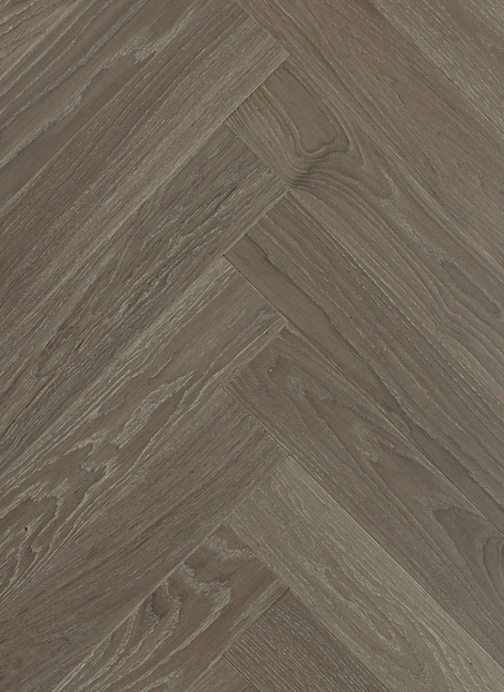 Инженерная доска Karelia ЁЛОЧКА (HERRINGBONE) Дуб Наковальня (Oak Anvil) NATUR 1П Масло МАТ>