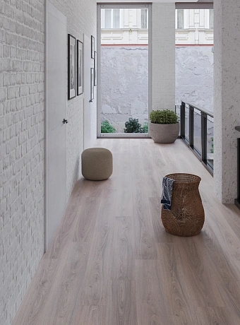 Ламинат Egger PRO Classic 8-32 Дуб Амьен Светлый