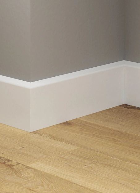 Плинтус напольный Winart QUADRO Белый 001