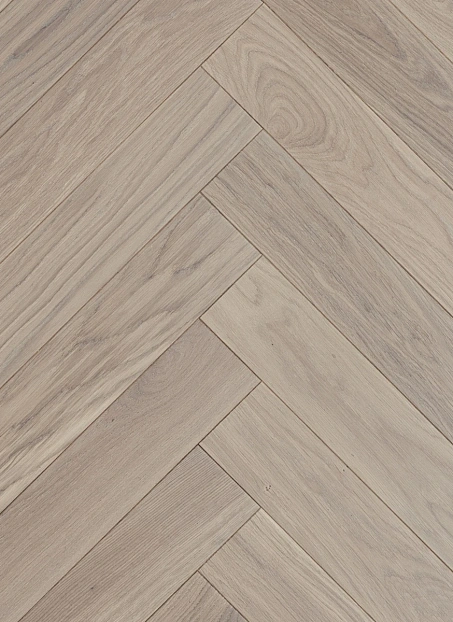 Инженерная доска Karelia ЁЛОЧКА (HERRINGBONE) Дуб Хлопок (Oak Cotton) NATUR 1П Масло МАТ>
