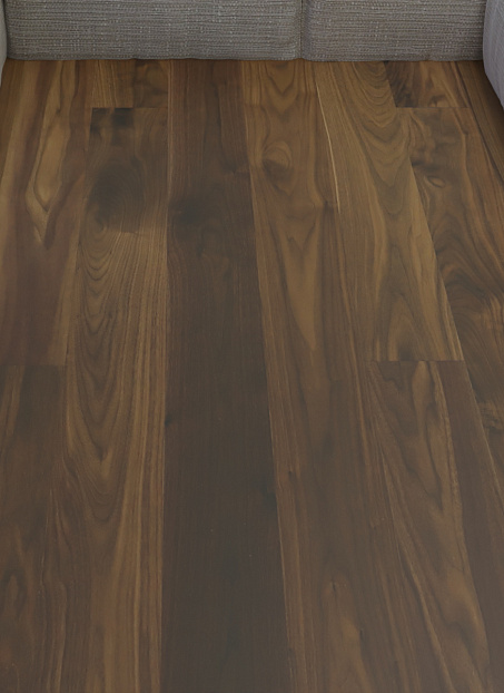 Паркетная доска Karelia EARTH  Walnut Lacquered NATUR 1S LAC S.MAT