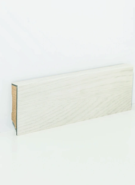 Плинтус МДФ Xtrafloor Дуб Лавровый (Laurel Oak 51102)>