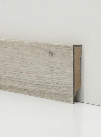 Плинтус МДФ Xtrafloor Classic Oak 24228
