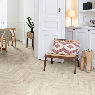 Кварцвиниловая плитка (LVT) Moduleo LAYRED HERRINGBONE Sierra Oak