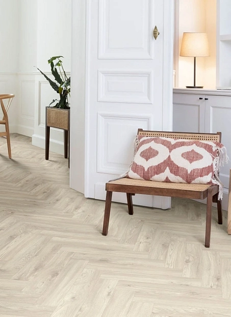 Кварц-винил (LVT) Moduleo LAYRED HERRINGBONE  Sierra Oak 58228