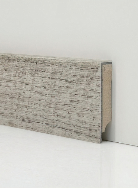 Плинтус МДФ Xtrafloor  Castle Oak 55935