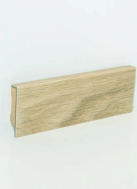 Плинтус МДФ Xtrafloor Дуб Мидленд (Midland Oak 22240)>