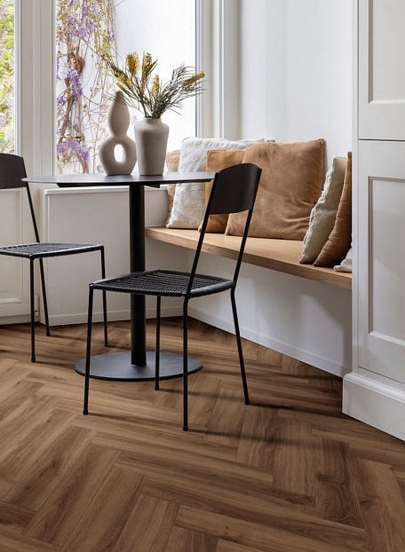 Кварцвиниловая плитка (LVT) Moduleo LAYRED HERRINGBONE  Classic Oak 24844