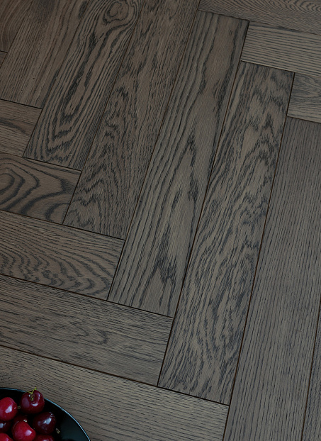 Инженерная доска Karelia HERRINGBONE  Oak Brandy NATUR 1S OIL MAT