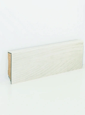 Плинтус МДФ Xtrafloor  Laurel Oak 51102