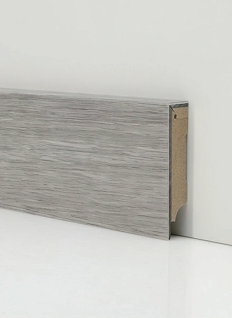 Плинтус МДФ Xtrafloor Дуб Вердон (Verdon Oak 24936)>