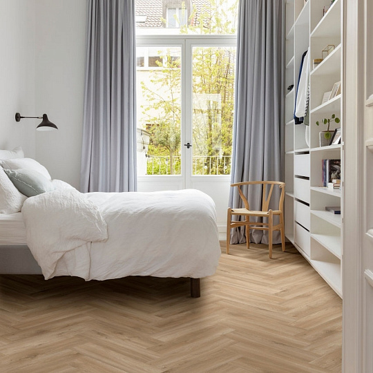 Кварцвиниловая плитка (LVT) Moduleo LAYRED HERRINGBONE  Sierra Oak 58847