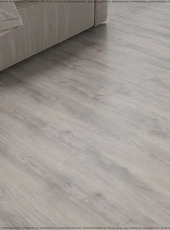 Ламинат WoodStyle VIVA 2021  Дуб Тривенто Серый