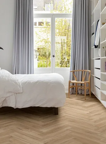 Кварц-винил (LVT) Moduleo LAYRED HERRINGBONE  Sierra Oak 58847